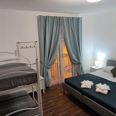 Bed and Breakfast Athena Шилла Экстерьер фото