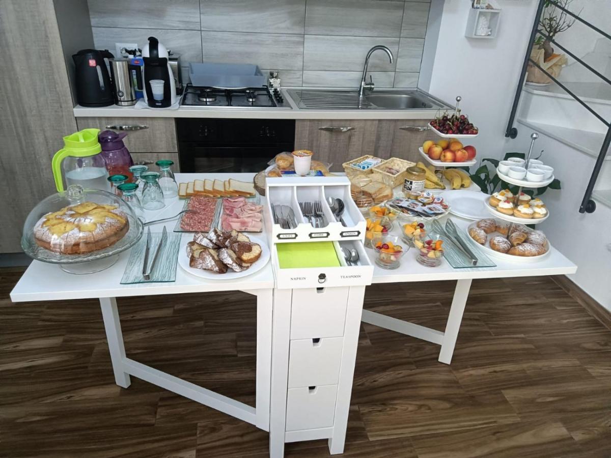 Bed and Breakfast Athena Шилла Экстерьер фото